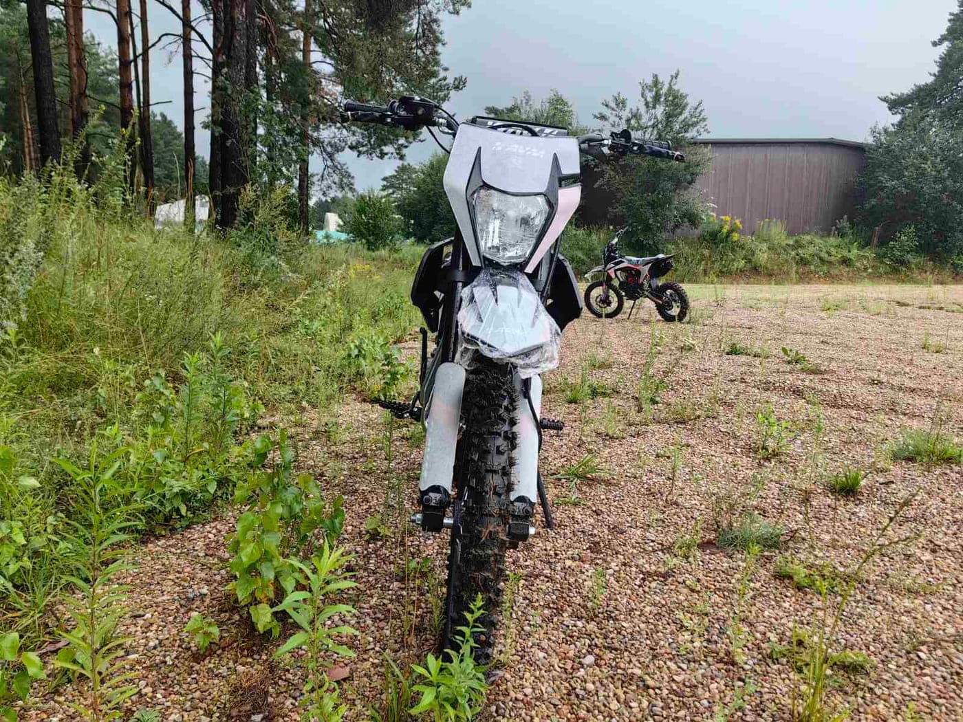 Питбайк AVM Taos 140